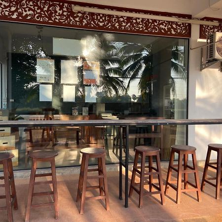 Express Urt Apartment Surat Thani Exterior photo